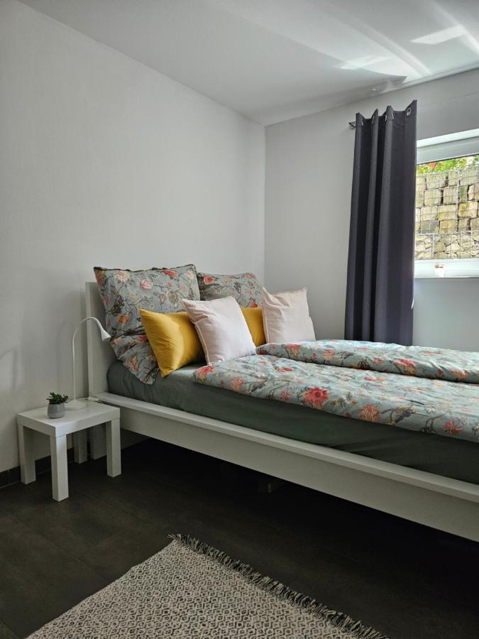 Gemuetliche Wohnung In Ruhigem Wohngebiet Ашафенбург Екстериор снимка